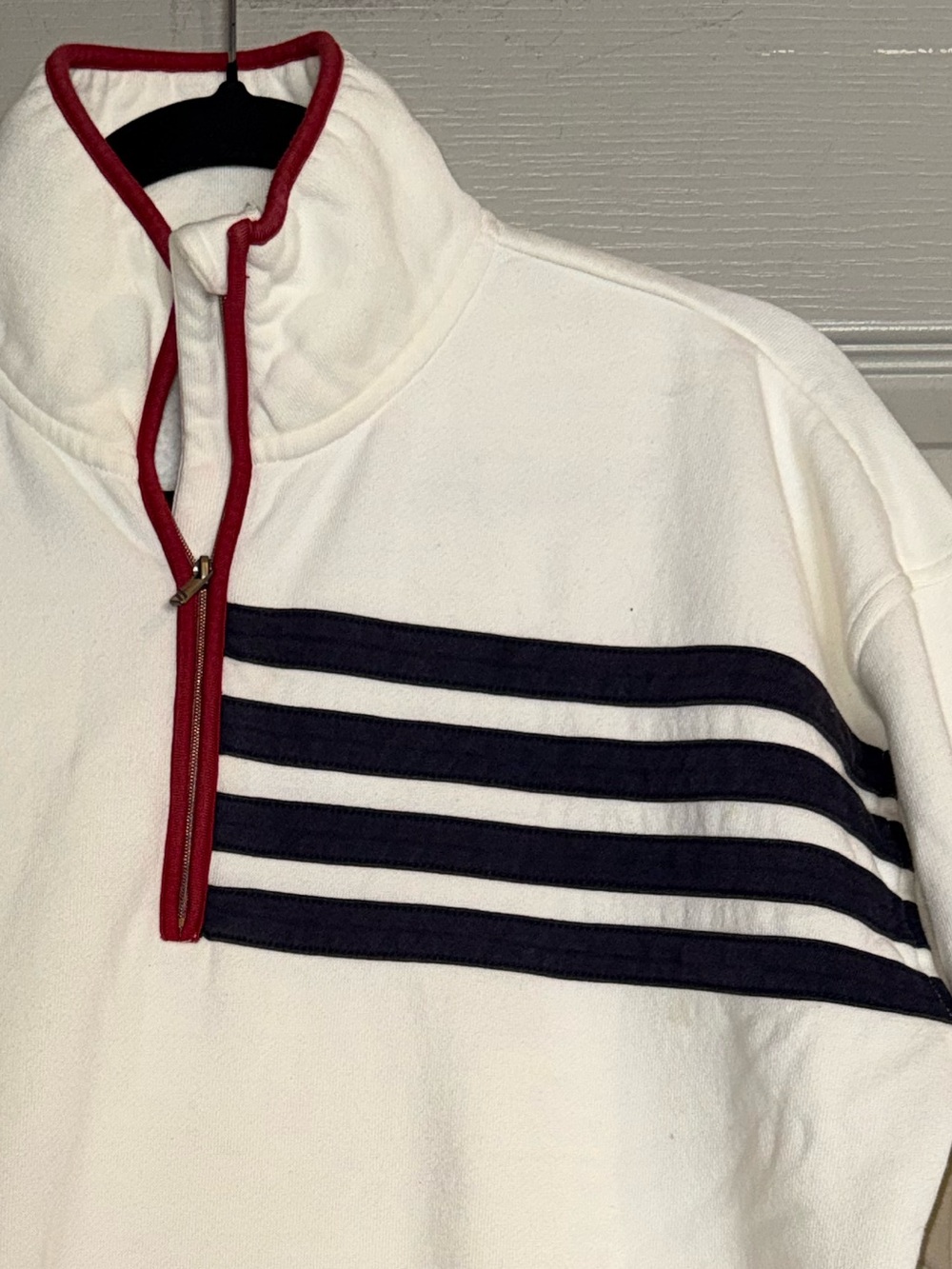 TUCKERNUCK Americana collection Antique White Flag Heiden Quarter Zip - Picture 5 of 8